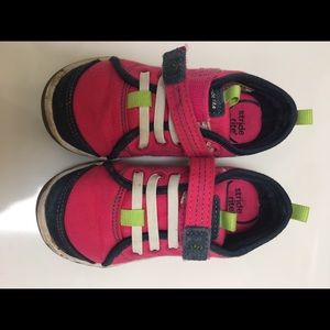 Stride rite girls shoes 8M